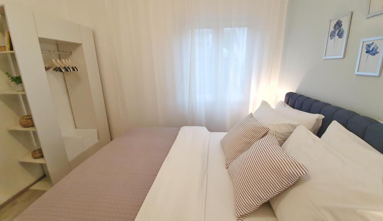 Seaview Apartment With Balcony And Terrace Barac Crikvenica Ngoại thất bức ảnh
